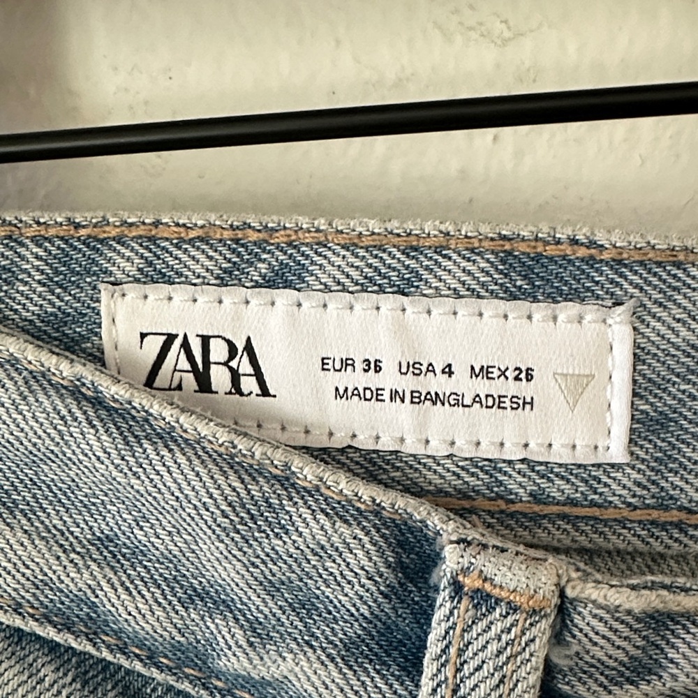 Zara Light Blue Cropped Jeans 100% Cotton - Picture 2 of 3